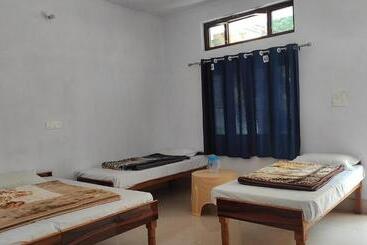 호텔 Pine Resort Netala