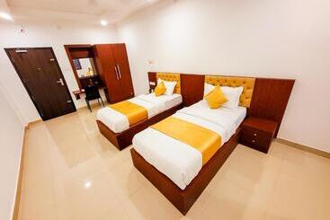 酒店 Thejaswini Residency Cheruvathur