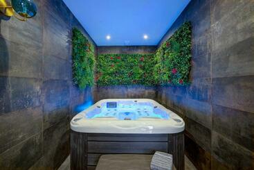 Jacuzzi, Mer 3 Min, B&b
