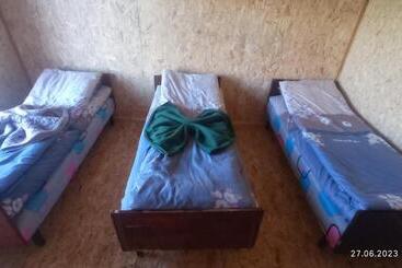 پانسیون Yurt Camp Visit Kol Suu