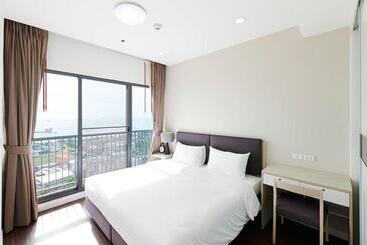 هتل Citiresort @sea Sriracha