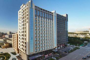 Kyriad Hotel Dongguan Houjie Convention And Exhibition Center Humen Station