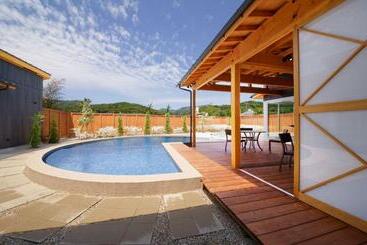 Рёкан 瑠璃浜