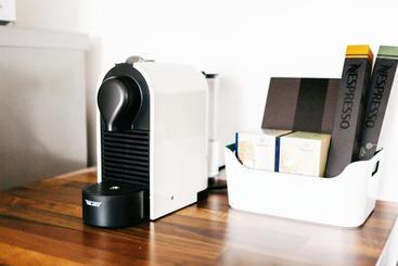Home Sweet Apartments | Contactless Check In