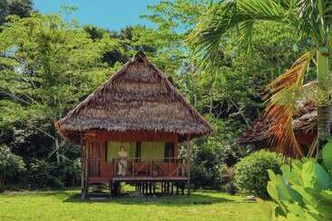 هتل Cumaceba Curaka Inn