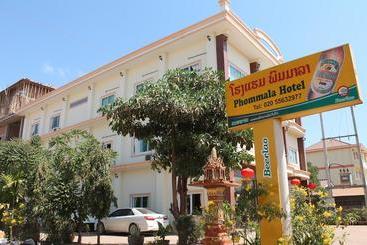 ホテル Phommala