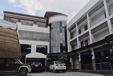 호텔 Peridot Suites