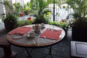 Пансион Mozaika Guesthouse 2