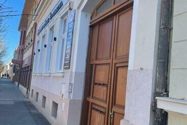 Centrum Wellness Hostel