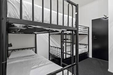 هاستل Azzurro Pod Hotel   Central Sydney