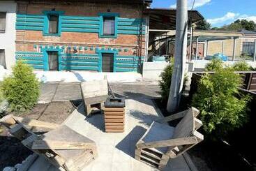 هاستل хостел & ресторан сommunity & Change The World