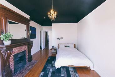 هاستل Corner Parkview Room