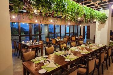 هتل Samudra Training