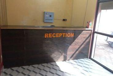 Oyo Hotel White Dove