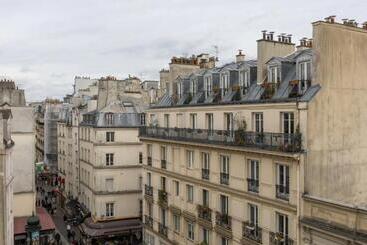 פנסיון Chic Apartment In The Heart Of Paris