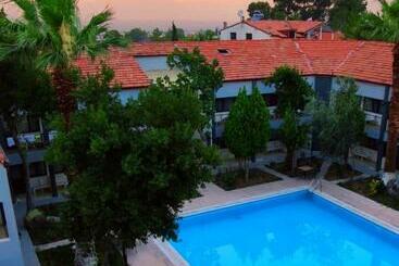 Artemis Yörük Otel Old Town Pamukkale