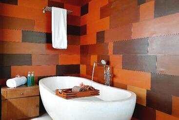 旅馆 The Batu Hotel & Villas