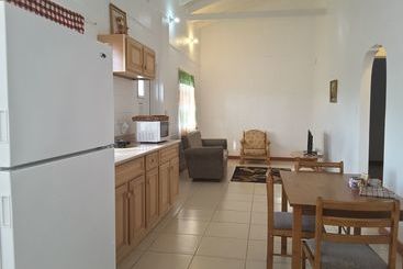 Date Palms Apartments