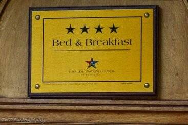 住宿加早餐  Five A Morris