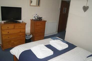 פונדק King S Arms