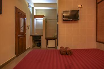 בית מלון כפרי Bar Oz Riverside Guesthouse