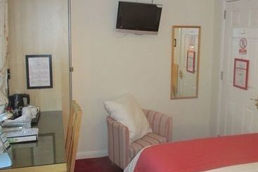 بنسيون Abbey Guest House