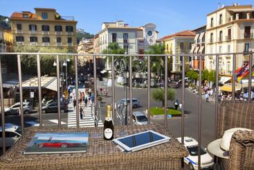 Piazza Tasso B&b Relais