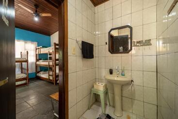 Hostel Papagaio
