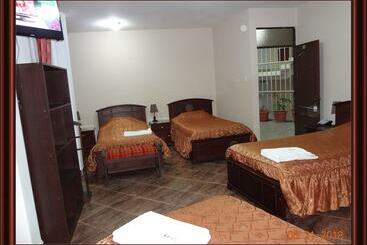 Hostelling Bustillo