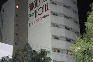 فندق Augustus Plaza
