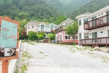 酒店 Castle In The Forest