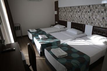 Отель Comfort Ada Class