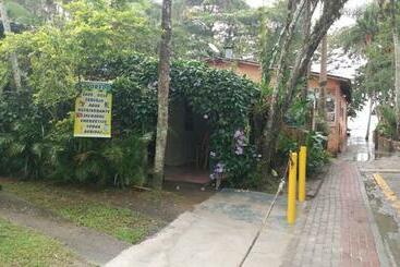 민박 Calumar Guest House