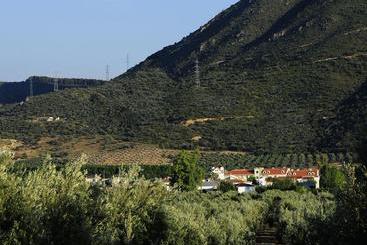 هتل Amalurra Granada