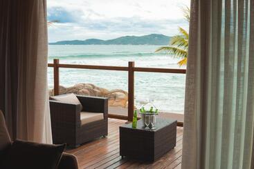 בית מלון כפרי Atalaia Do Mariscal