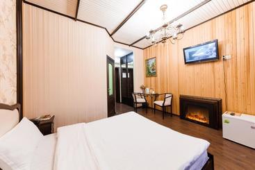 هتل Kupecheskiy Dom