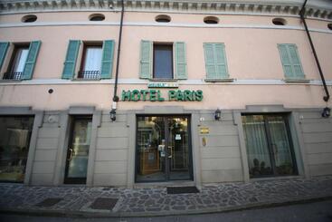 酒店 Paris