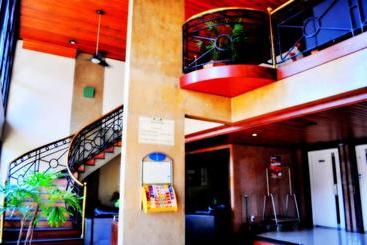 Cezanne Plaza Apart Hotel