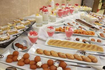 فندق Business Han