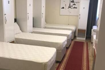 فندق Express İnci