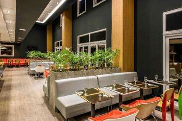 هتل Ibis Fortaleza Centro De Eventos