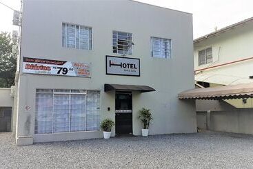 ホテル Bella Júlia