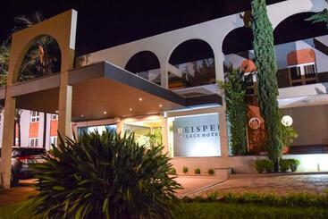 בית מלון כפרי Reisper Palace