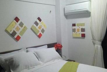 هتل Beach Place Resort Residence