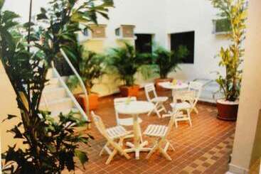 فندق Metrópolis