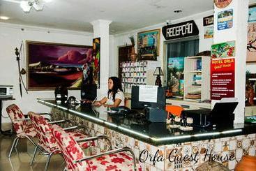 هتل Orla Guest House