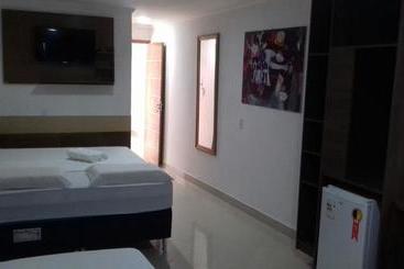 هتل Orla Guest House