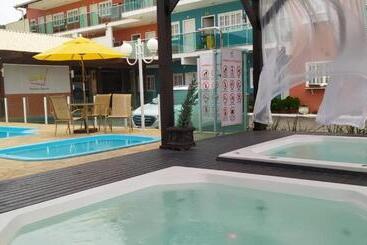 호텔 Pousada Quinta Da Baleeira Mais Parque Terra Atlântica