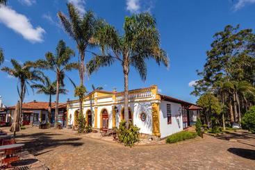 Отель Vila Relicário