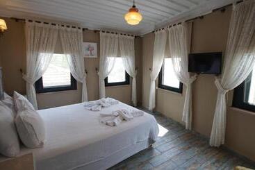 ホテル Fikretbey Konağı